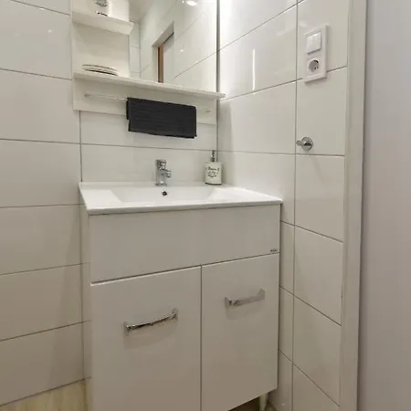 Kiralykut 2 - Ingyen Parkolas, Bicajok, Ac Apartmán