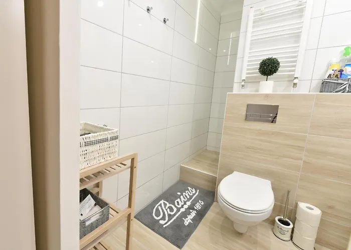 Kiralykut 2 - Ingyen Parkolas, Bicajok, Ac *